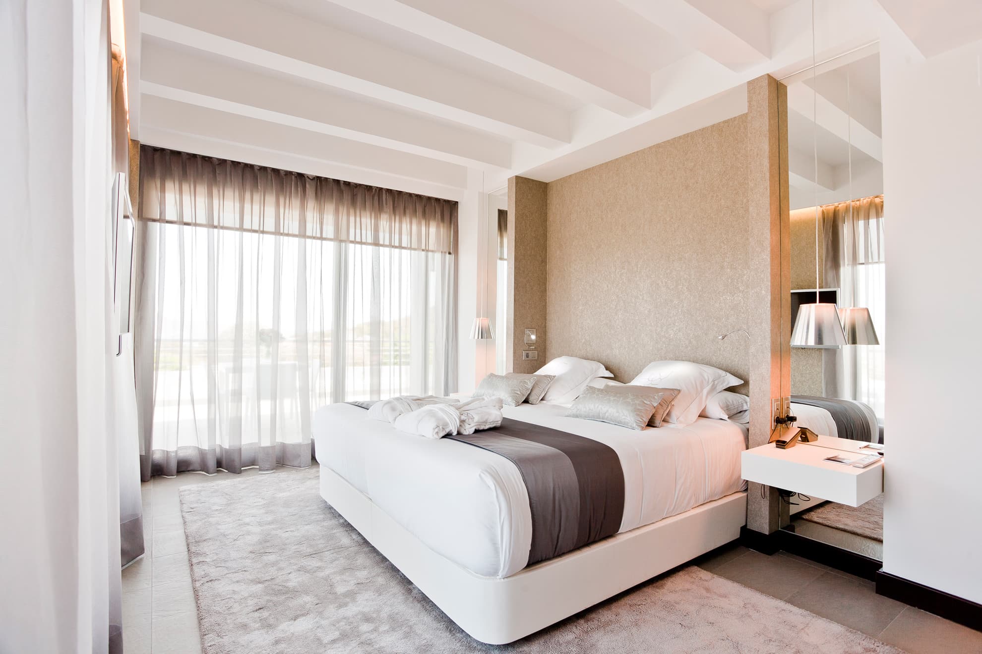 Fábrica propia de elevadores de cama Dembeco en España